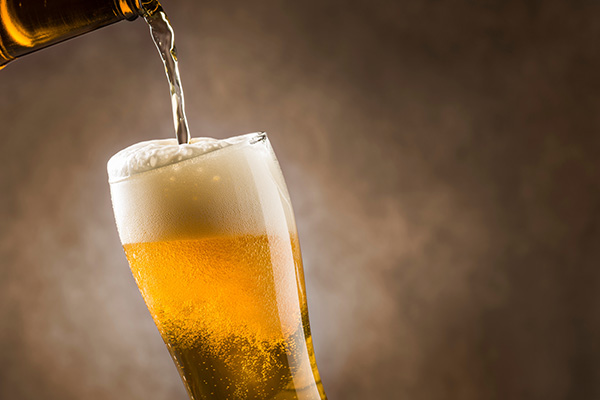 世界各国の瓶ビールを約30種ご用意！